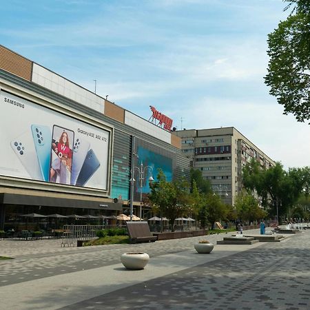 Nadezhda Apartments On Zhibek Zholy Avenue 33 Almaty Exterior photo